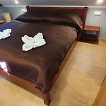 & Hotel 4*