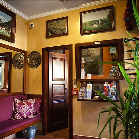 & Hotel