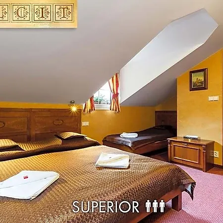 & Hotel 4*